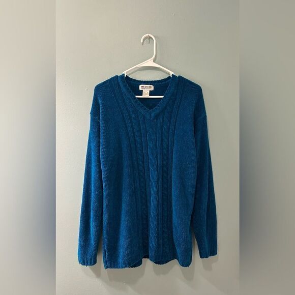 PREOWNED … WESTERN CONNECTION “Size: M” Sweater - Picture 1 of 3